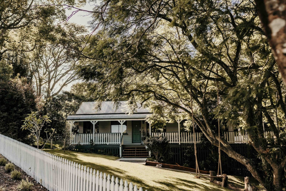 Maleny's Boutique venue
 ‘The Rustic Olive’