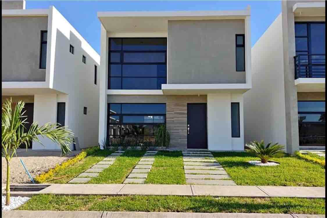 Casa en residencial tranquilo céntrico y moderno