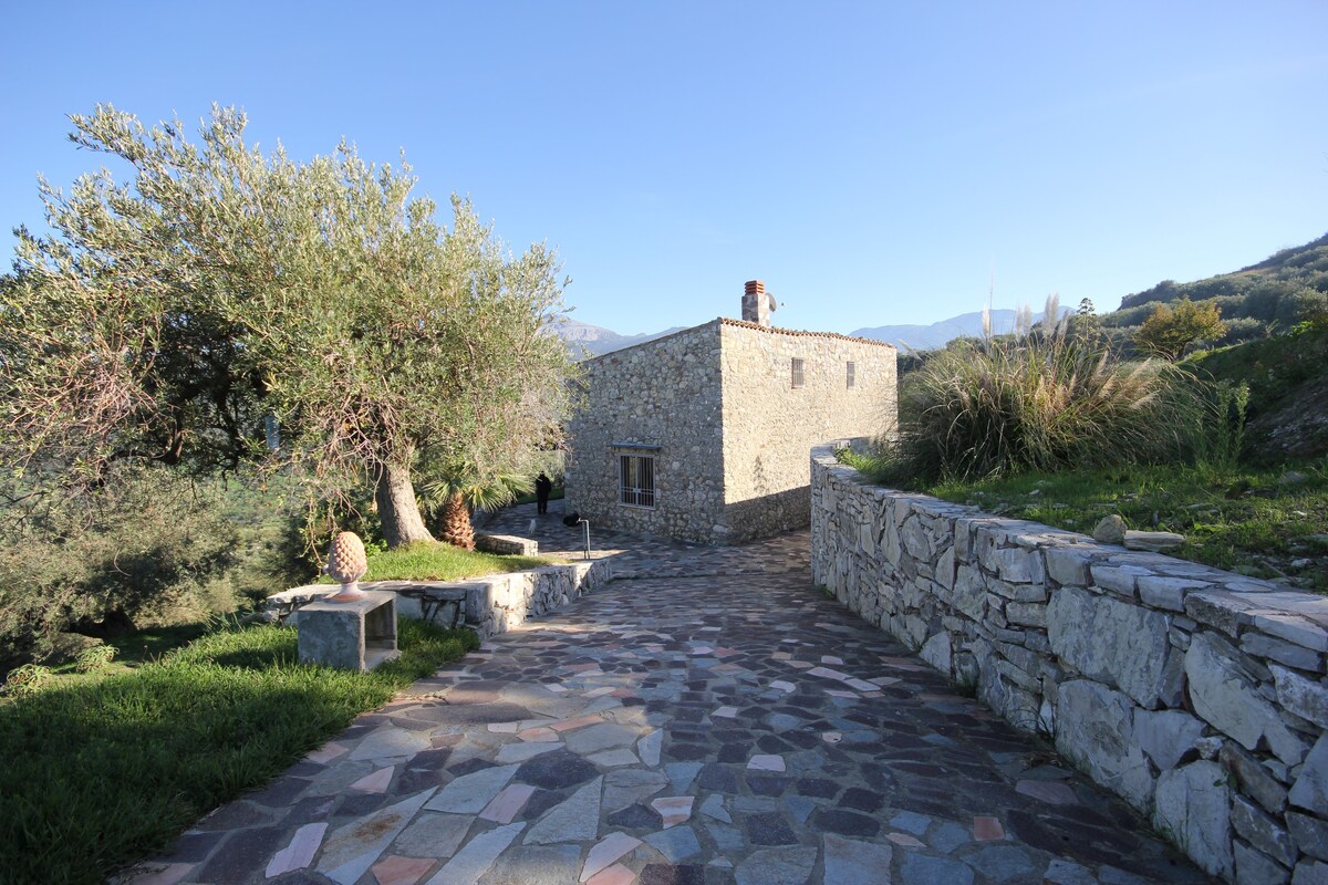 Casa Margherita near Cefalù with private big pool