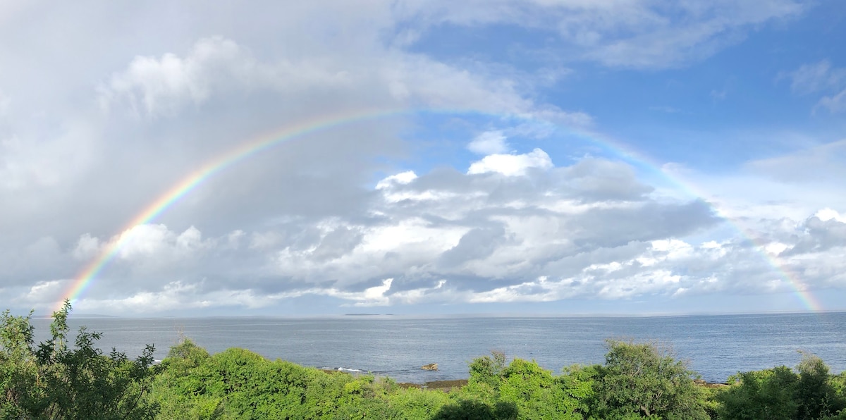 山顶岛上的海滨房源