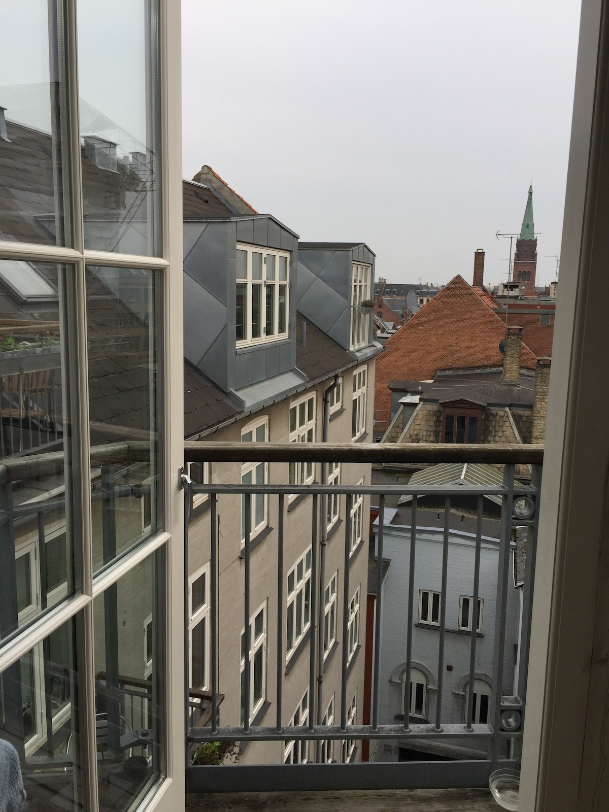 115 m2 Penthouse in the sweet spot of Vesterbro