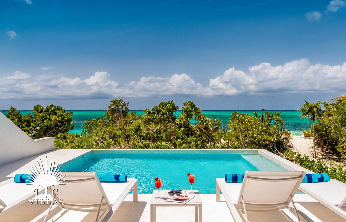 TC Villas -Villa Sandpebble -On Grace Bay Beach!