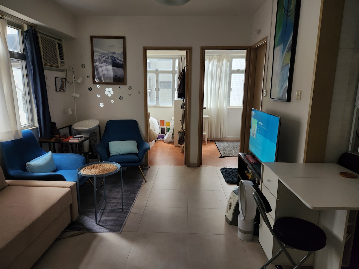 Room great location (solo traveler/digital nomad)