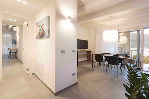 Three - room deluxe apartment