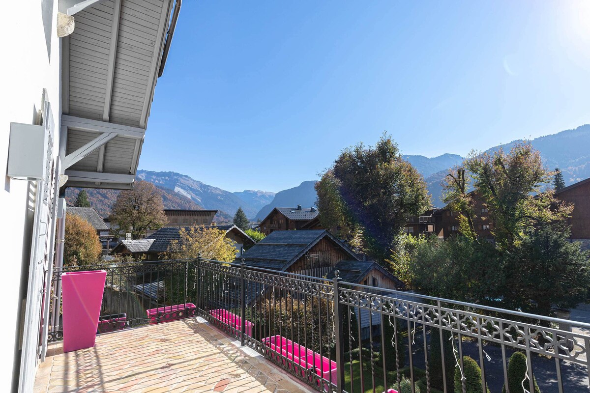 Villa Rose, Samoens Centre, Hot Tub, nr Skiing