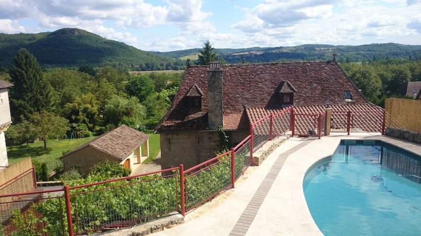 萨拉拉卡内达 (Sarlat-la-Canéda)的民宿