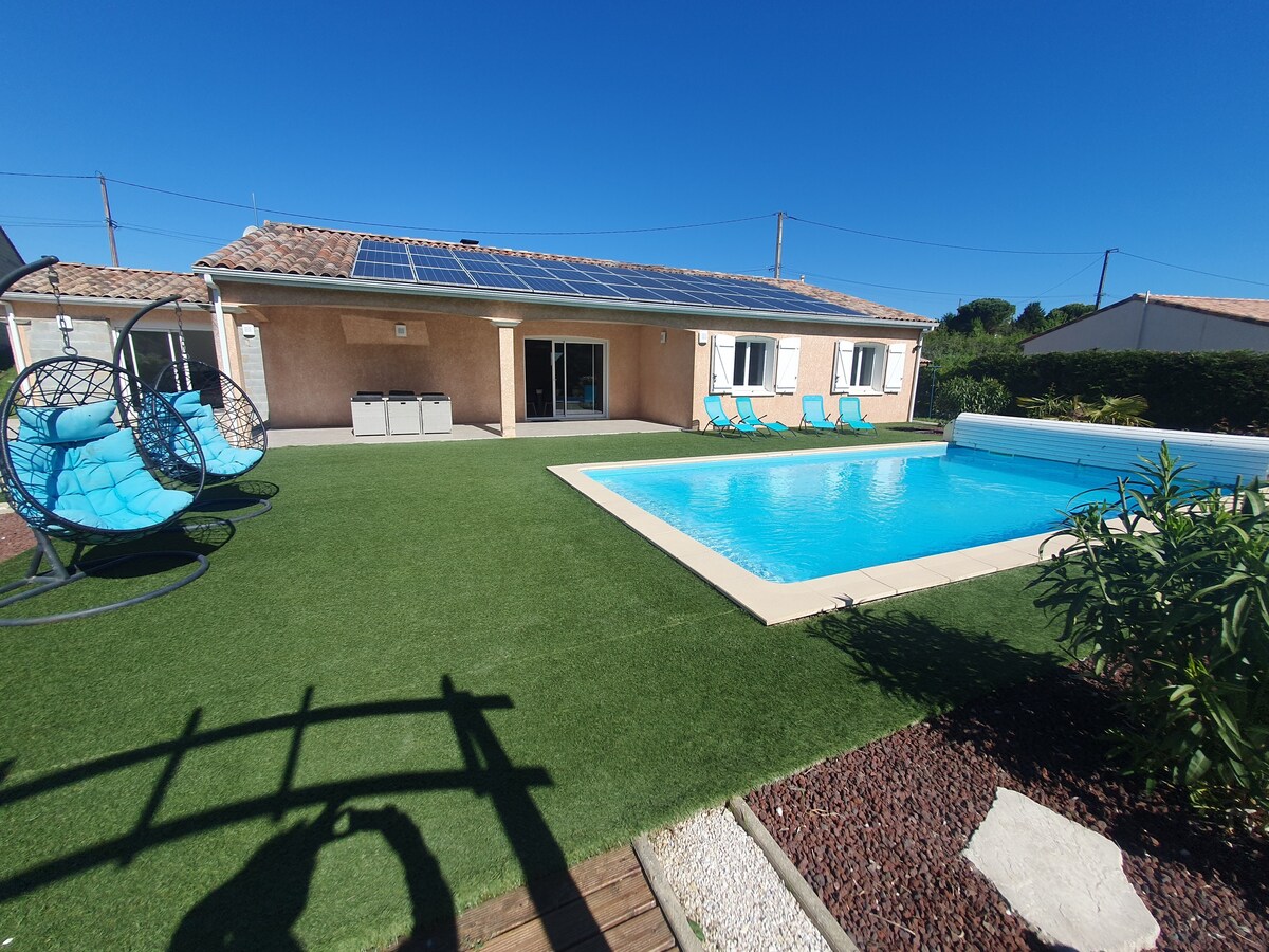 Villa avec piscine 8/10 pers