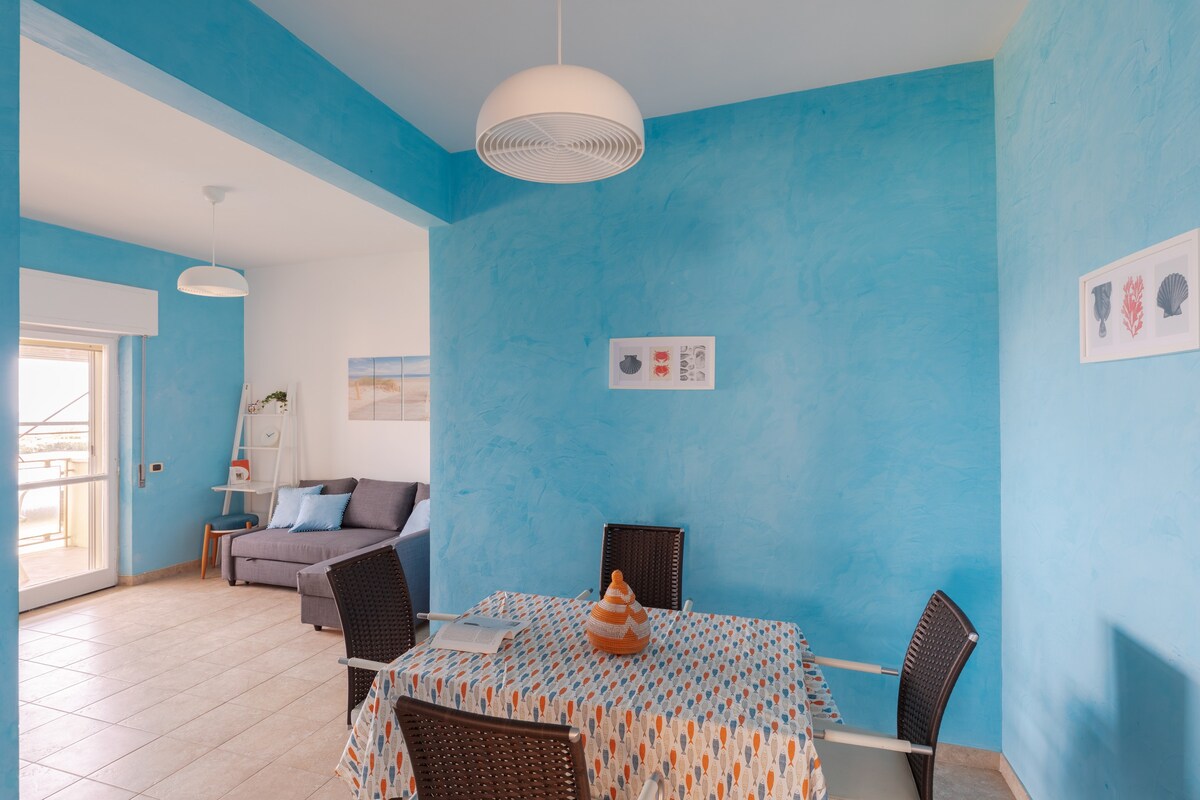 Sweet Blu Ostia ，海景公寓，可容纳6/8位房客