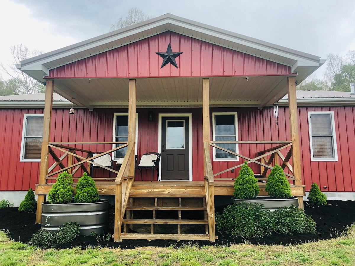 Little Red Barn House - Athens/Pomeroy, Oh