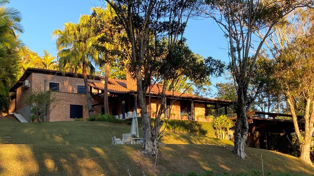 Linda Casa de Campo em Cunha!