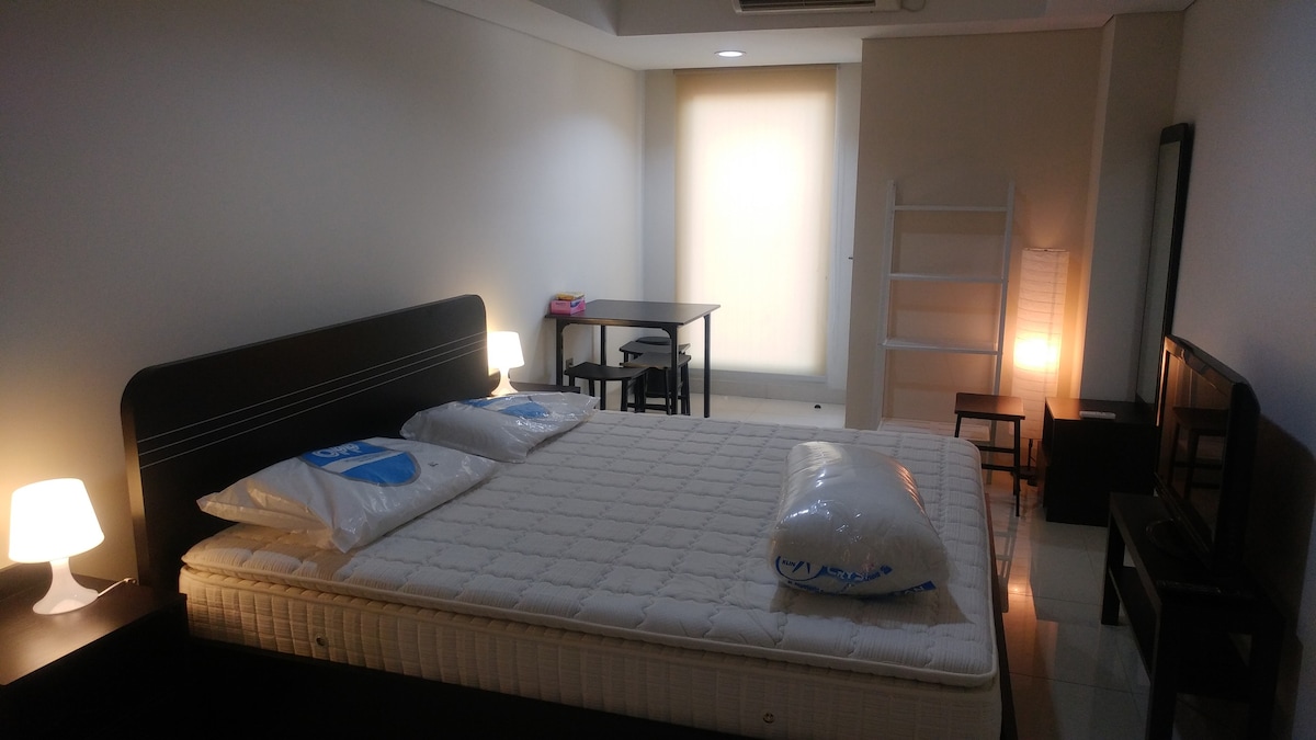 豪华单间公寓，位于Semarang的最佳位置