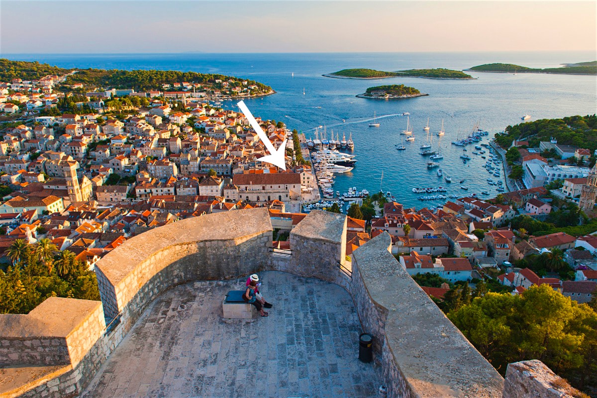 HENRIK 's PLACE - Hvar Old Town