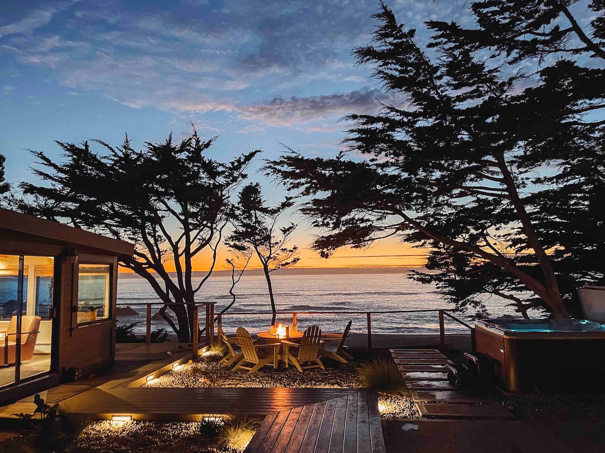 Ocean Front Paradise w Hot Tub&Fire Pit