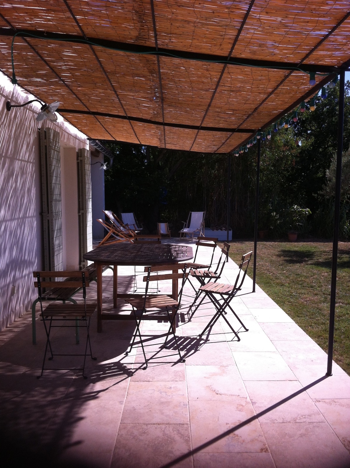 Maison lumineuse, proche de Forcalquier.