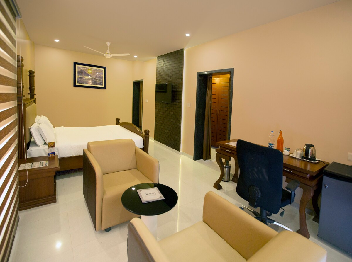 Himavan Suite @Jiwan Residency