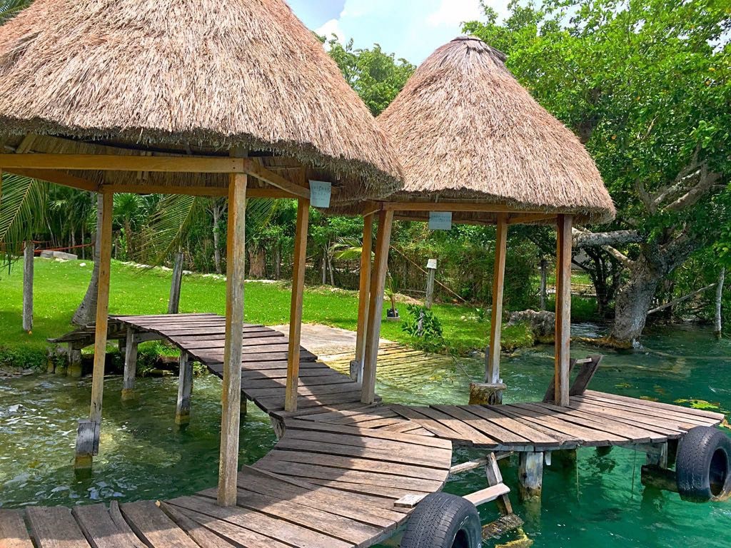 Xul-ha的Tzalam Cabin, Bacalar Lagoon