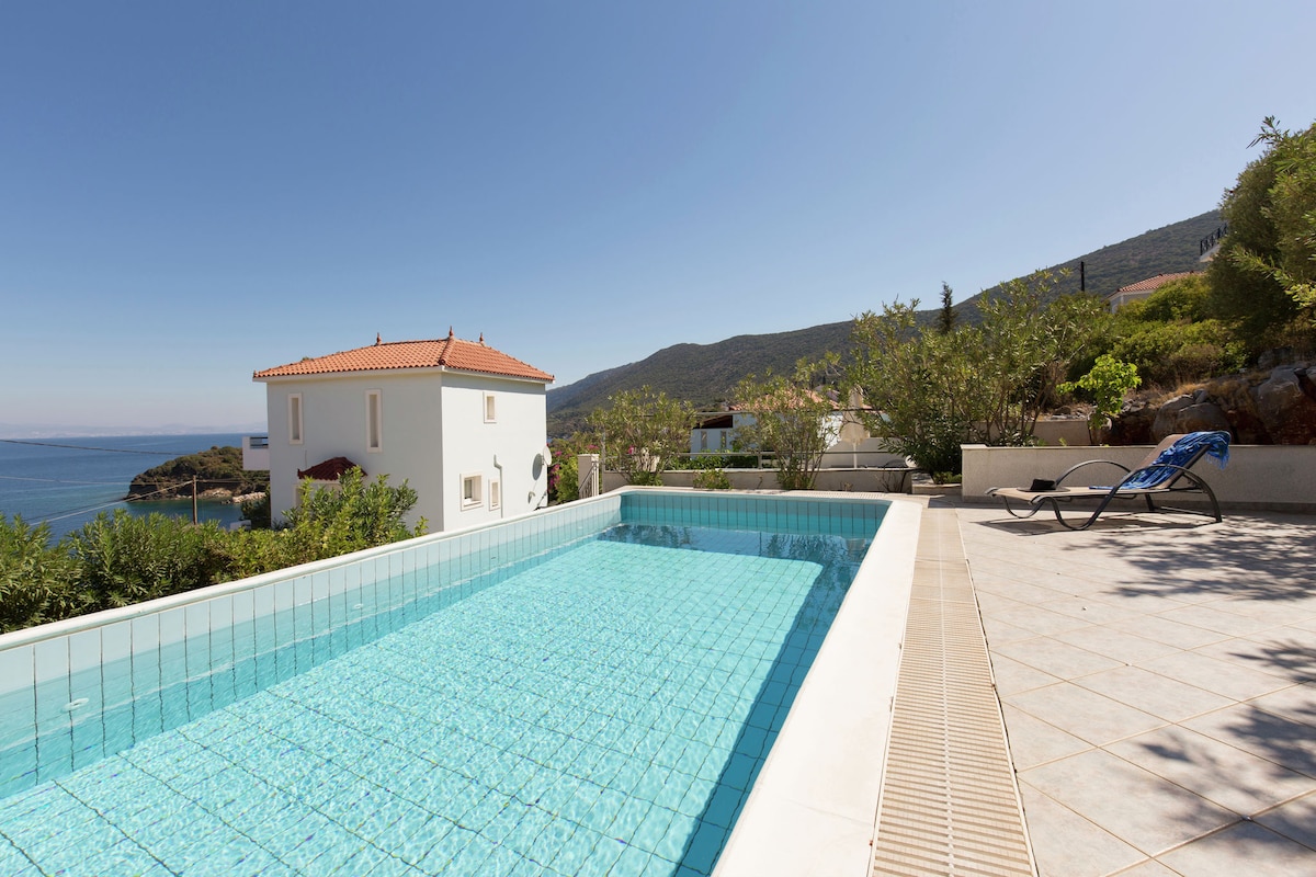 Beautiful Villa in Agia Paraskevi Samos