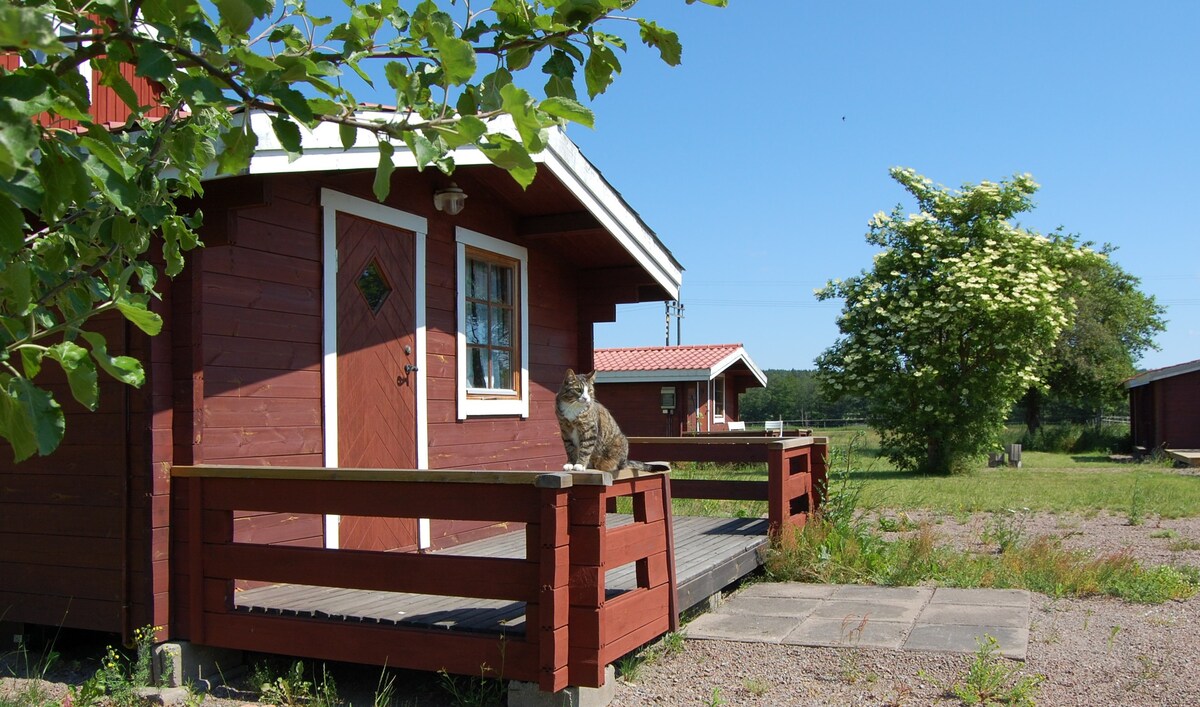 Emån河旁边的Pysen小木屋， Emåtourism ！