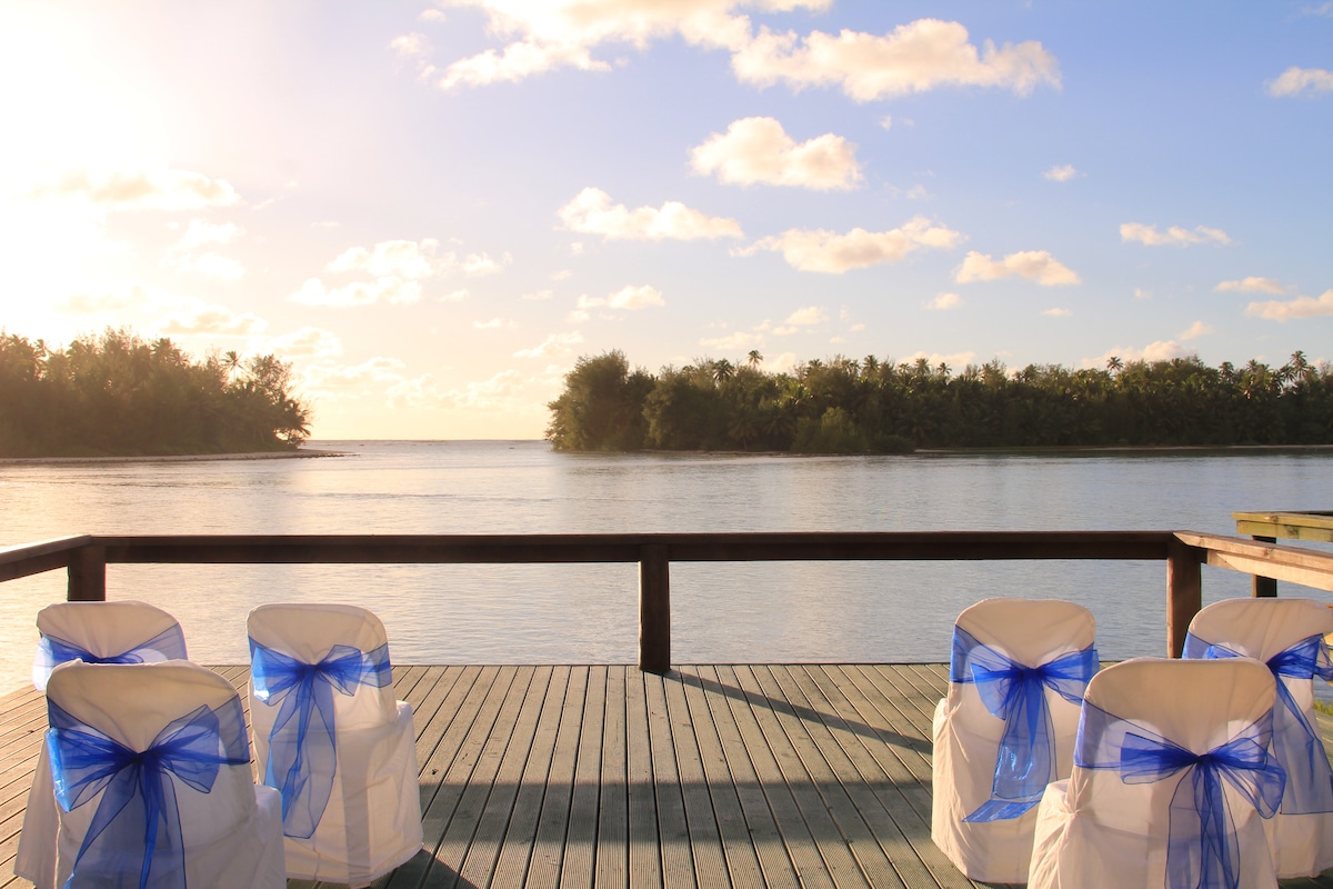 Aroko Bungalows Lagoon View 6