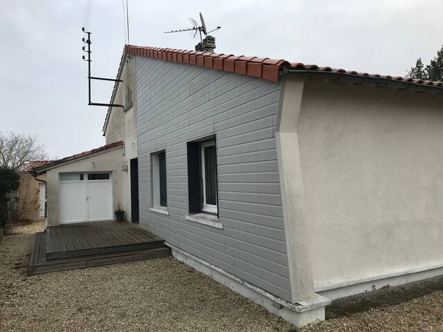 chambre dans une maison familiale pour passage