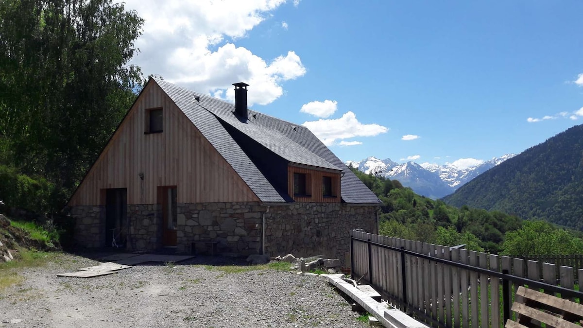 La grange de Ris,  Pyrénées, Vallée du Louron