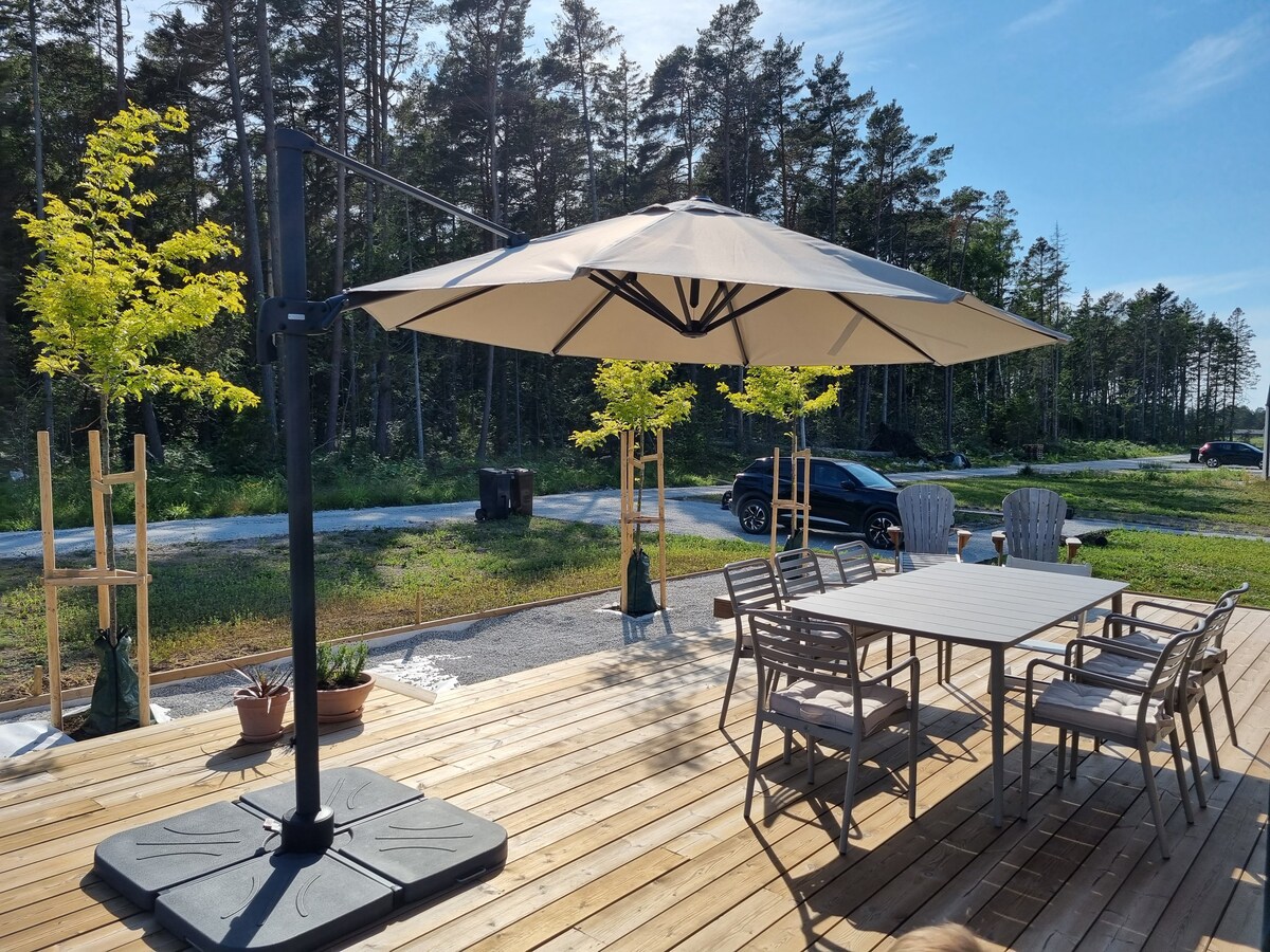 Nybyggt hus i fridfullt läge nära Tofta strand