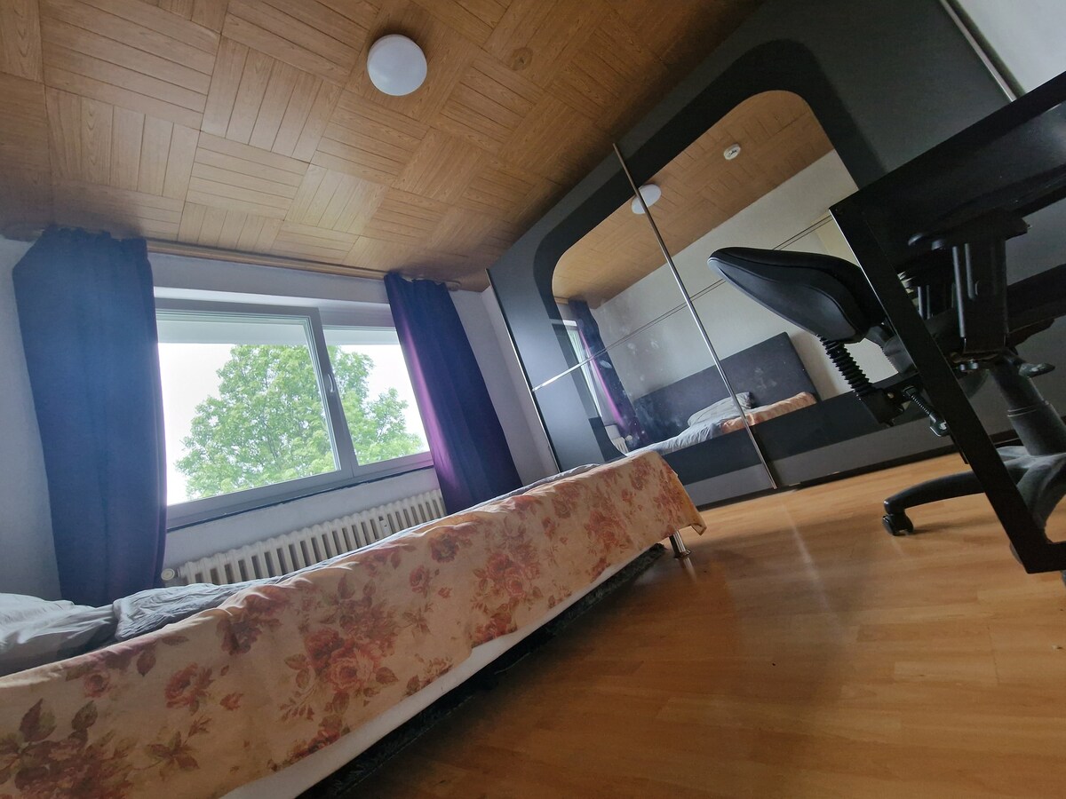 靠近科隆和杜塞尔多夫（ Düsseldorf ）的小型舒适安静客房
