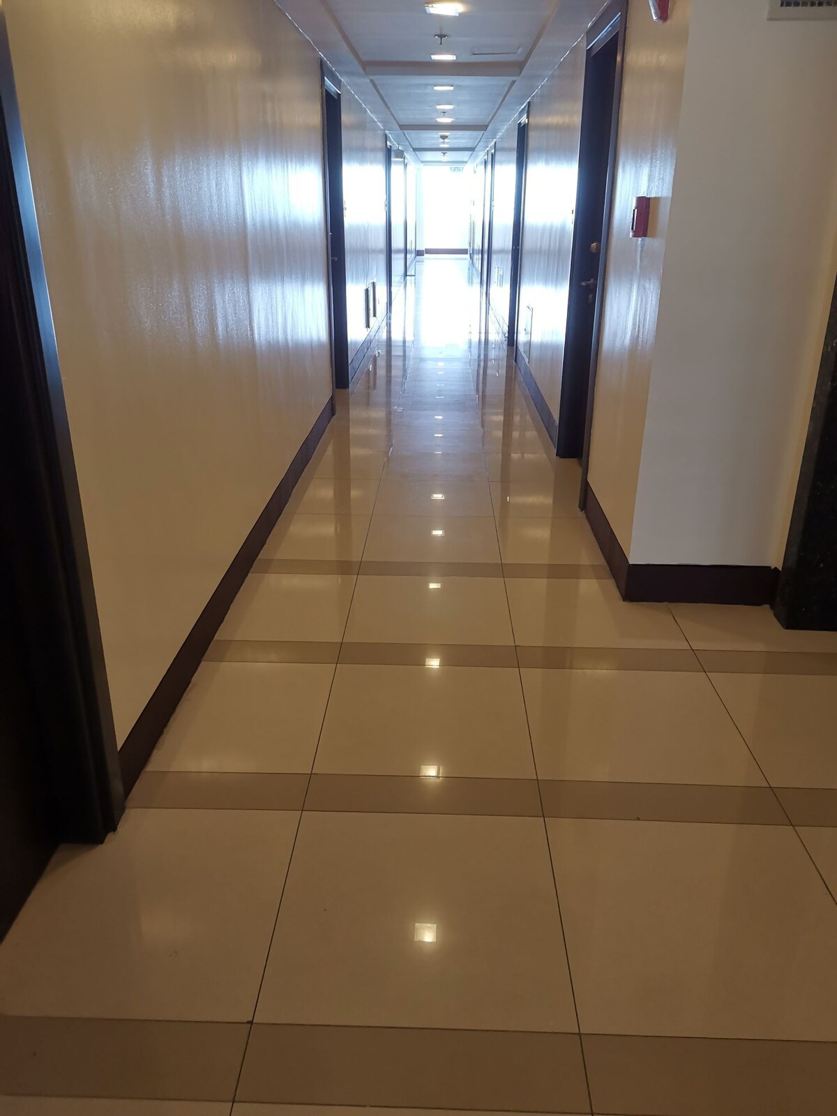 Apartment 2br, 24th floor, opposite sm Manila,