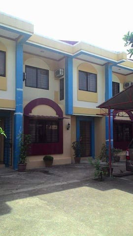 Surigao City的民宿