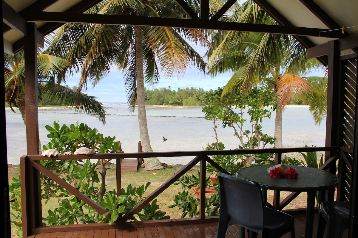 Aroko Bungalows Lagoon View 6