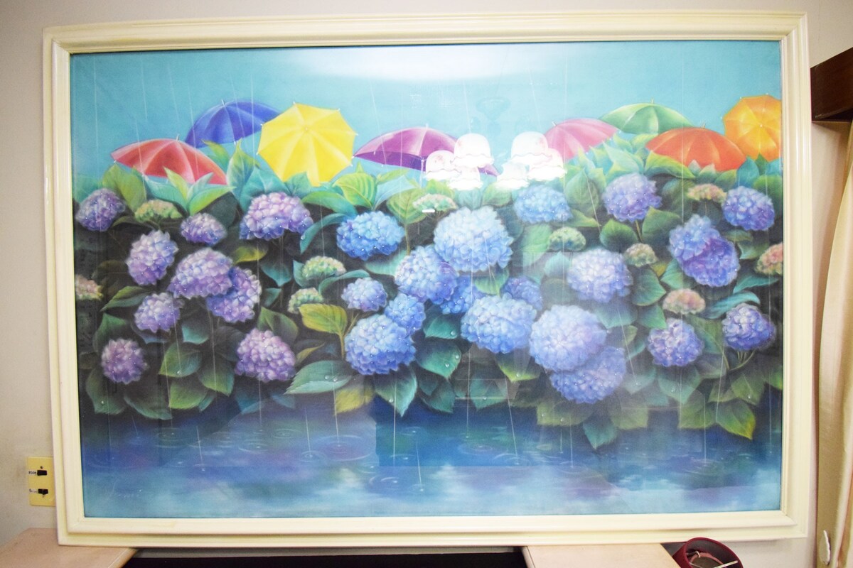 [M] D房间，有令人惊叹的紫色向日葵绘画（带阳台）