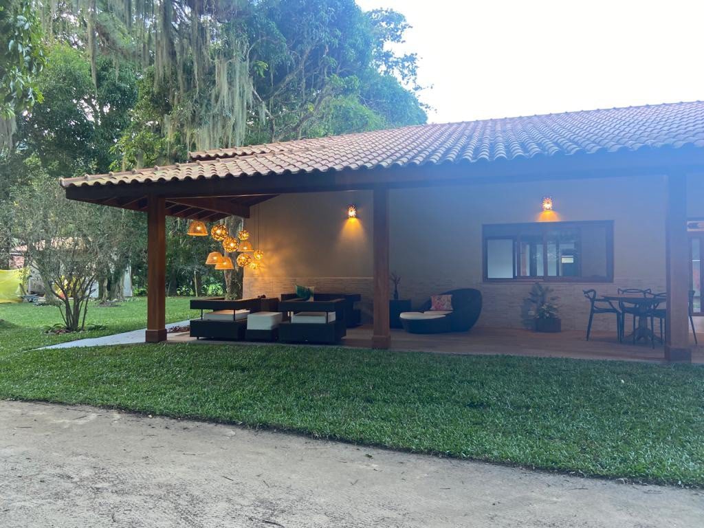 Casa Vila na Vila dos Passáros pitangueiras