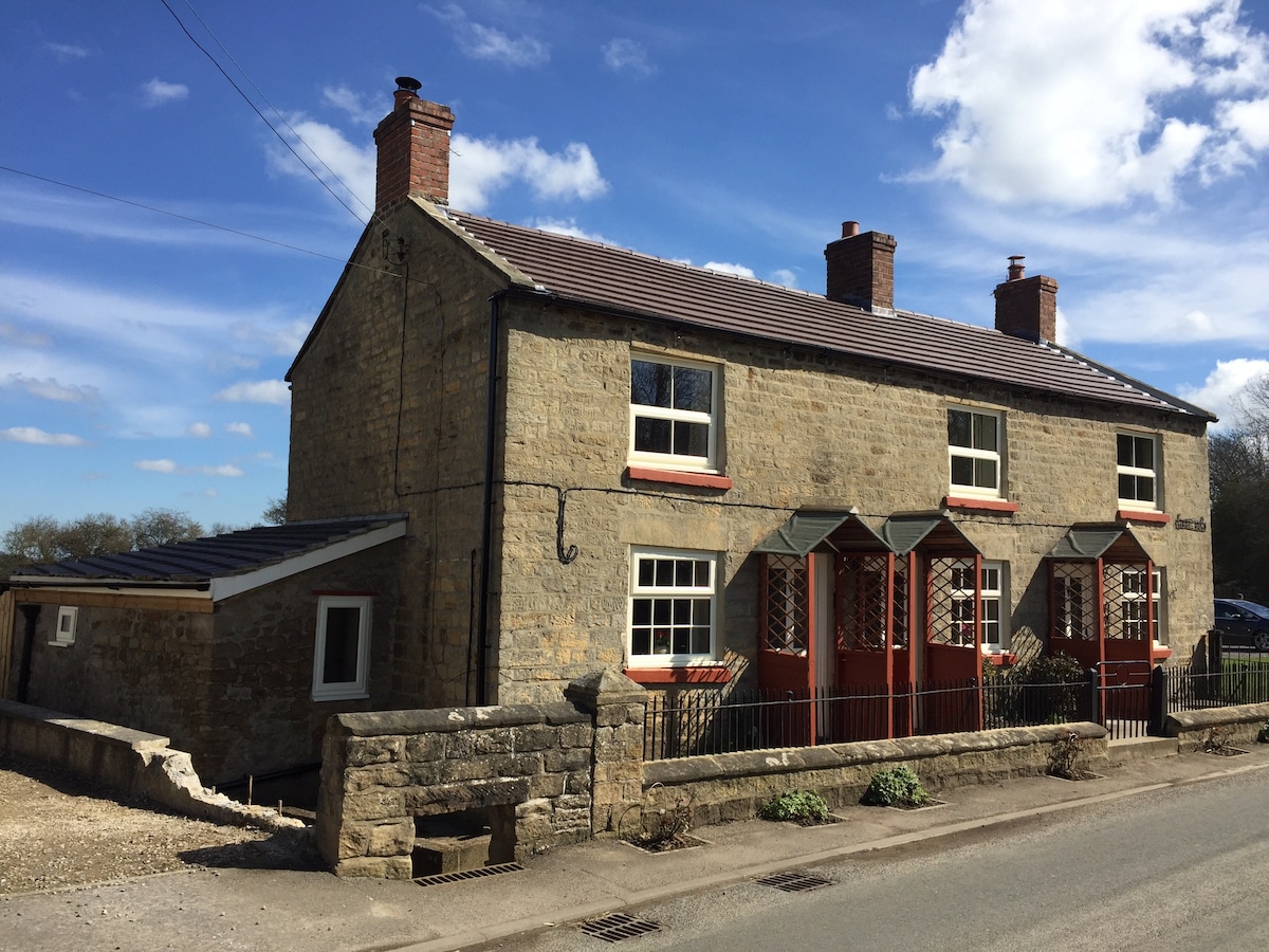 Powell Cottage - Chapel Row