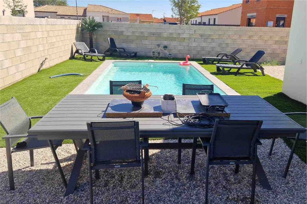 Appt tout équipé + accès piscine