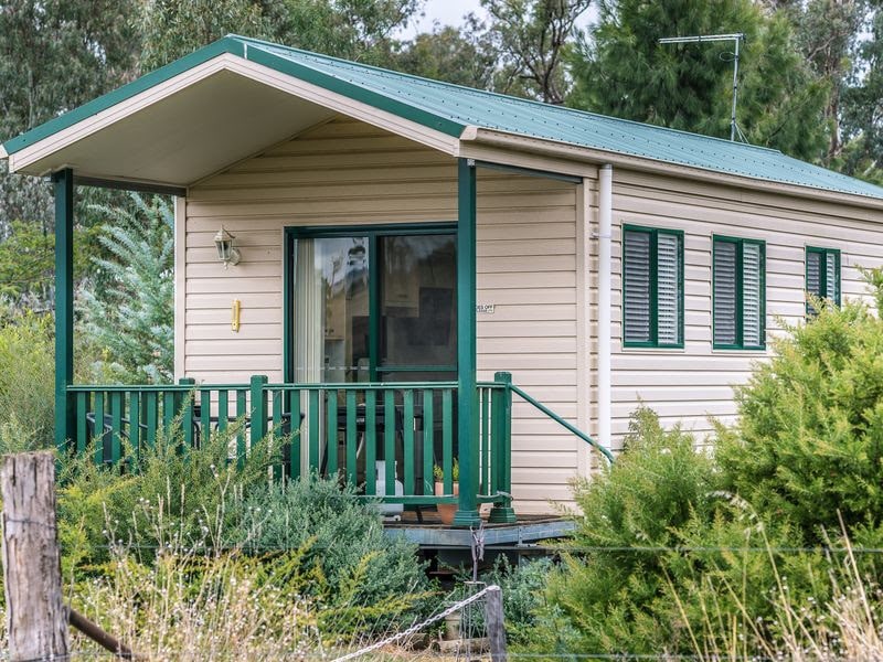 Coolac Cabins and Farmstay Cabin 3