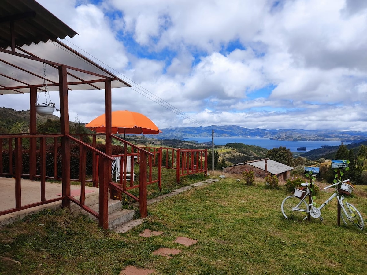 Balcones del Lago de Tota