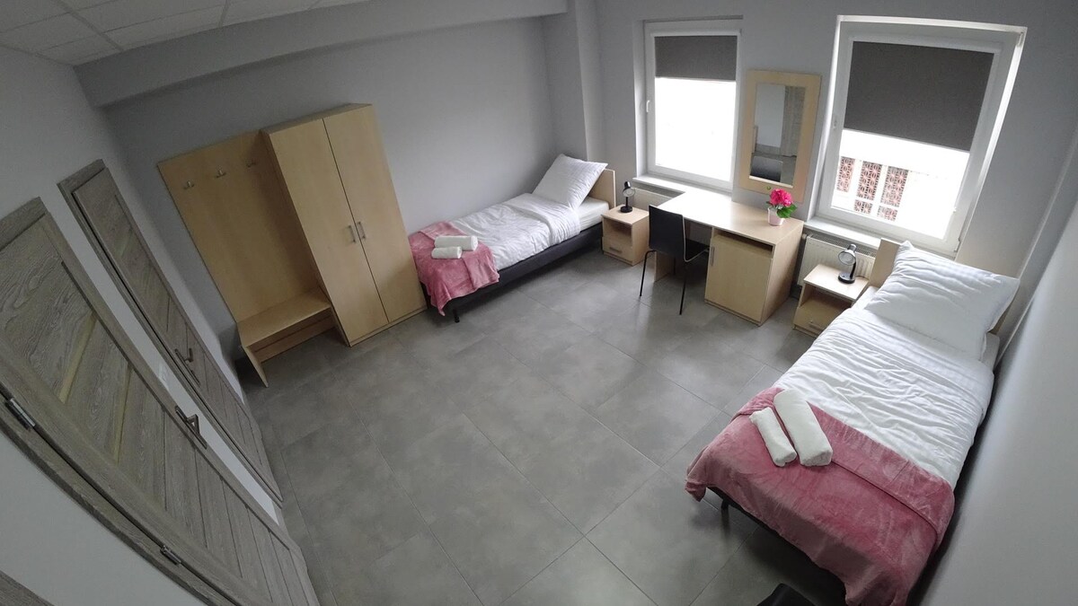 可供2人入住的公寓- Kozienice （ 2号房）