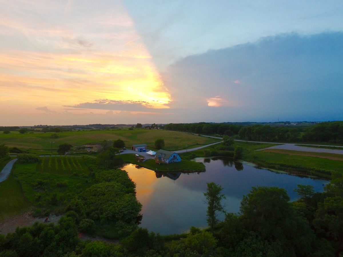 Highland Hideaway Lodge ，靠近爱荷华城，伊萨诸塞州