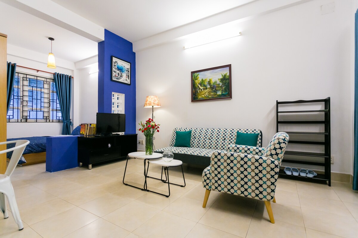 舒适公寓R102 -位于西贡市中心