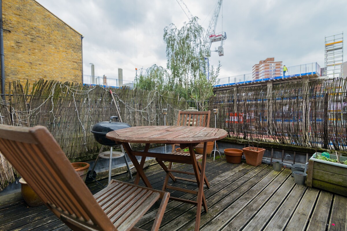 Great room in Shoreditch apartment