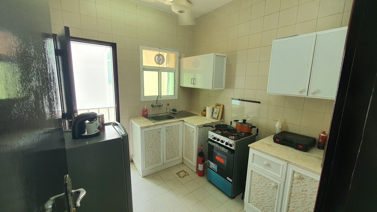 Private Room with Bathroom Coral House Apartment