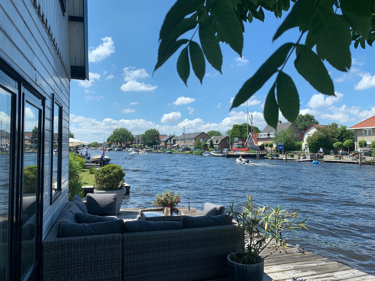 阿姆斯特丹附近水上度假屋/船舶租赁