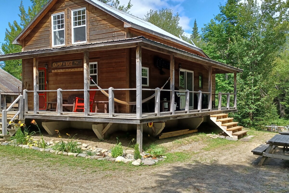 质朴的度假木屋「基地营」米其林星级保护区。