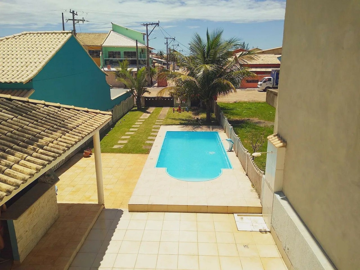 Casa 3 suítes a 200 MT do mar, piscina, Cabo Frio!