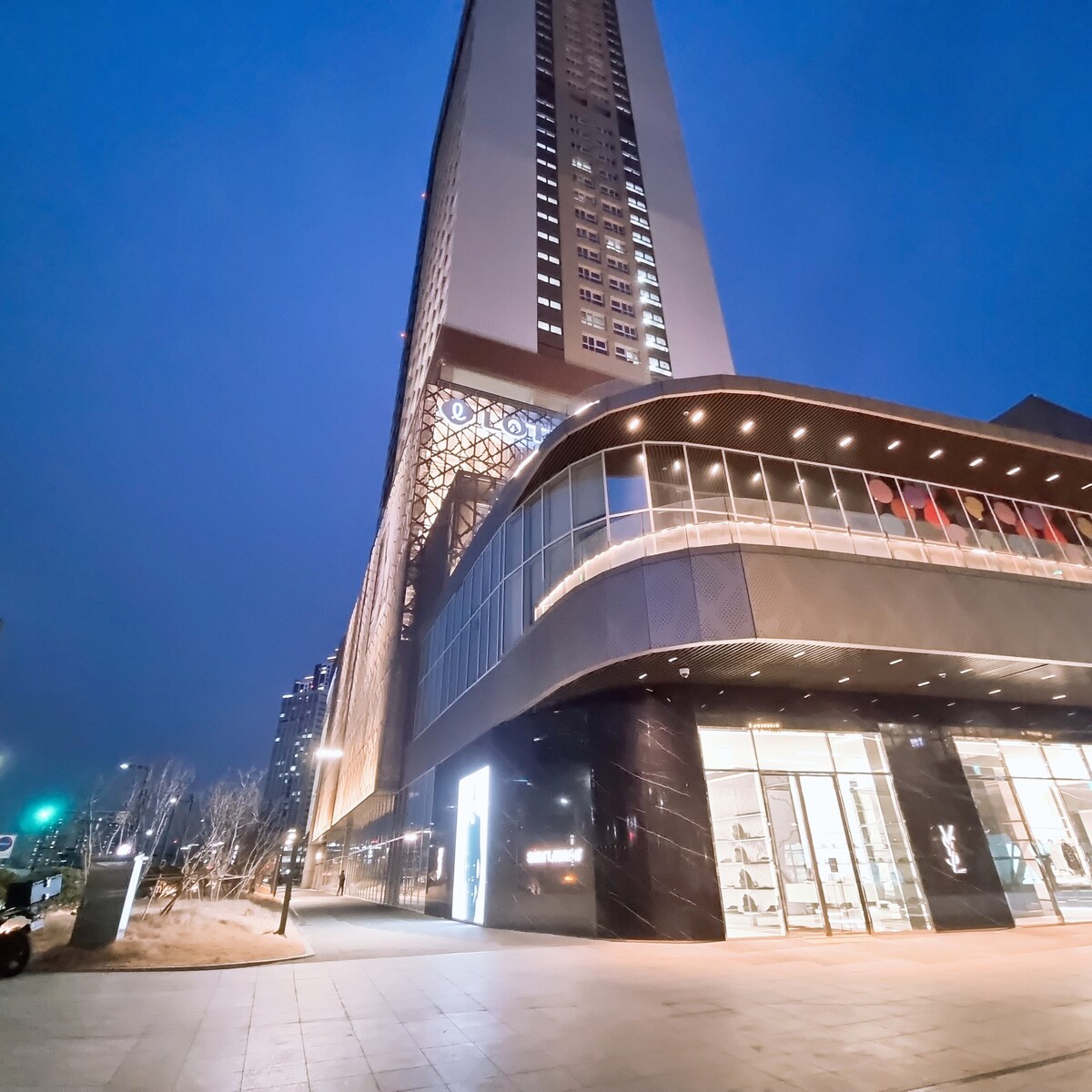 Dongtan SWT ，乐天百货商店连接/闪闪发光的高层夜景/免费停车/Netflix/酒店床