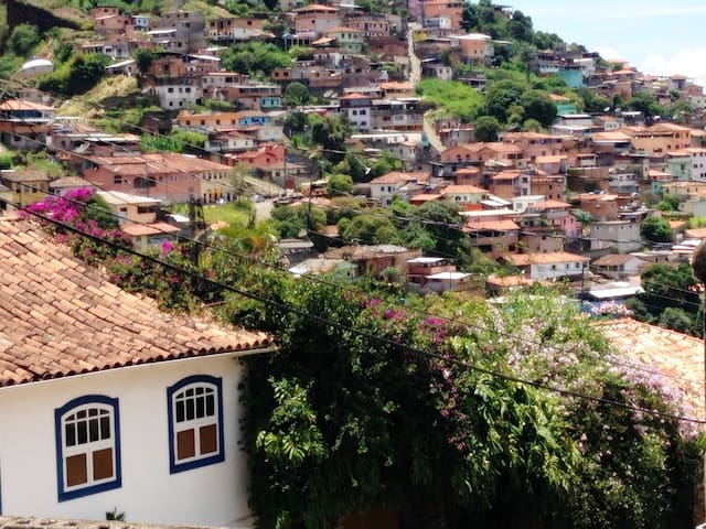 欧鲁普雷图(Ouro Preto)的民宿