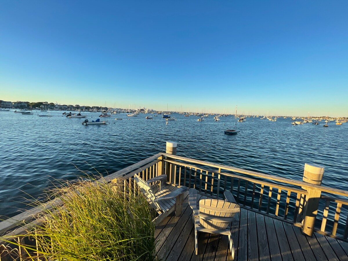 Spectacular Waterfront Townhouse