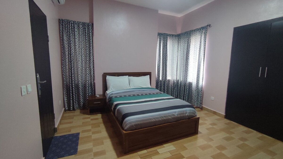 Cheerful colour 3bedroom with po