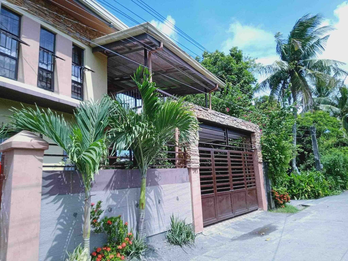 143 Guesthouse Naga City