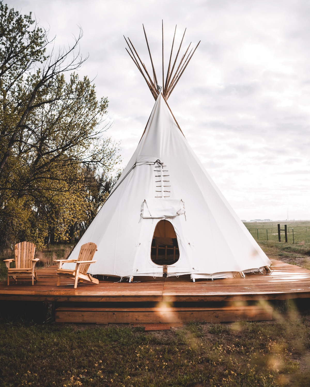 Creekside Glamping Teeping on Colorado Horse Ranch